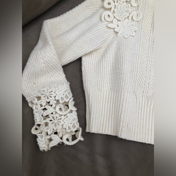 Sea New York Cream Sweater with Lace Details size Large - Picture 7 of 7